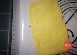 南瓜豆沙椰蓉卷的做法图解9