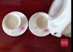 蜂蜜香蕉饮的做法图解7