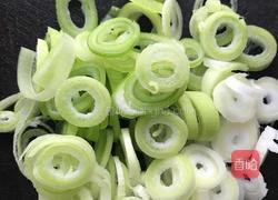 干萝卜炒腊肠的做法图解1