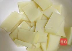 小葱拌豆腐的做法图解1