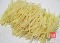 开胃凉拌土豆丝的做法图解1