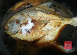 红烧鲳鱼的做法图解9