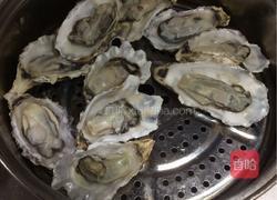 蒜蓉生蚝的做法图解1