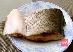 香辣鱼块的做法图解1