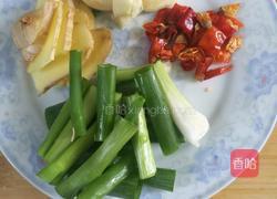 昂刺鱼炖臭干的做法图解2