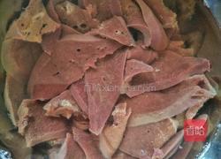 水煮猪肝的做法图解1