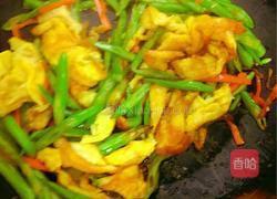四季豆炒蛋的做法图解7