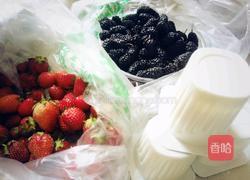 酸奶拌水果的做法图解1