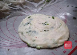 美味葱油饼的做法图解6