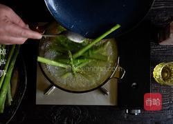 鲜虾芦笋白汁意面的做法图解6