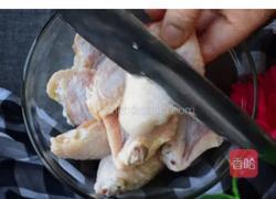 香辣鸡翅的做法图解2