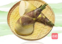 绿笋小肠排骨汤的做法图解2