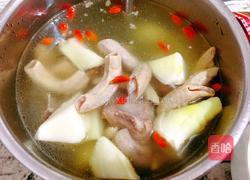 绿笋小肠排骨汤的做法图解10