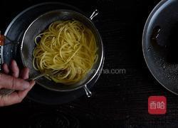 黑椒牛排意面的做法图解15