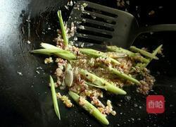 香茅咖喱焗蟹的做法图解3