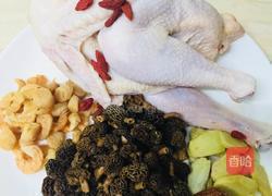 羊肚菌鸡汤的做法图解2