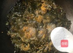 鱼籽酸菜汤的做法图解9