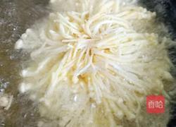 椒盐金针菇的做法图解5