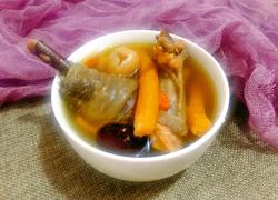山茶油炖黑鸡汤