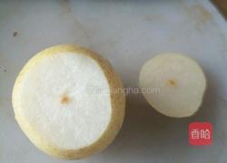 止咳川贝冰糖雪梨的做法图解1