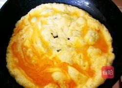 蒜苔炒鸡蛋的做法图解7