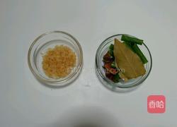 珍珠菇烧五花肉的做法图解6