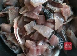 青花椒麻辣鱼的做法图解1