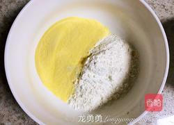 玉米窝蜂糕的做法图解2