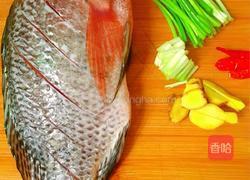 清蒸非洲鲫鱼(清蒸罗非鱼)的做法图解2