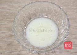 颜值爆棚的草莓蛋糕的做法图解4