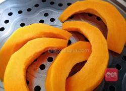 玉米馒头的做法图解1