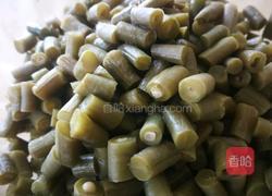 肉末酸豆角（酸豇豆）的做法图解2