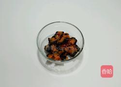 红极参炒茼蒿的做法图解2