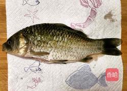 无刺鲫鱼豆腐汤的做法图解1