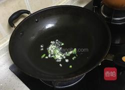 土豆豆角炖灌肠的做法图解2