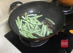 土豆豆角炖灌肠的做法图解4