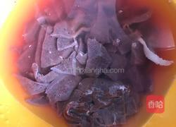 蒜苔炒猪肝的做法图解1