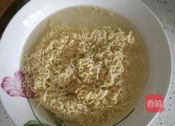 炒方便面的做法图解4