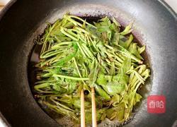 炸香椿鱼儿的做法图解2