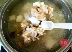 白萝卜炖大骨的做法图解13