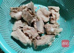 排骨汤面的做法图解5