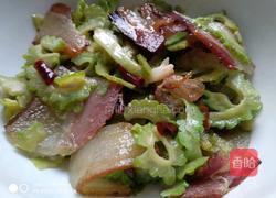苦瓜炒腊肉的做法图解10