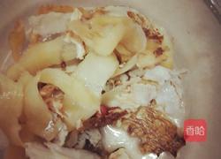 鸡爪排骨当归红枣枸杞汤的做法图解3