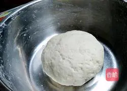 Illustration of how to make hedgehog custard buns 1