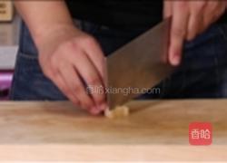 蒜泥白肉的做法图解1