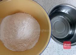 番茄鸡蛋手擀面的做法图解1