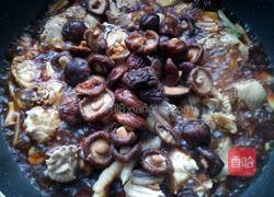 香菇烧鸡块的做法图解16