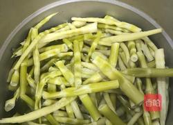 油焖野山笋的做法图解8