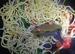 西红柿炒面的做法图解7