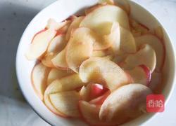 苹果玫瑰花的做法图解8